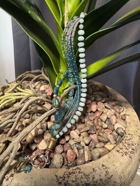 New Silpada 925 Silver Blue Hues Pearl Quartz Multi Strand Toggle Bracelet B2066